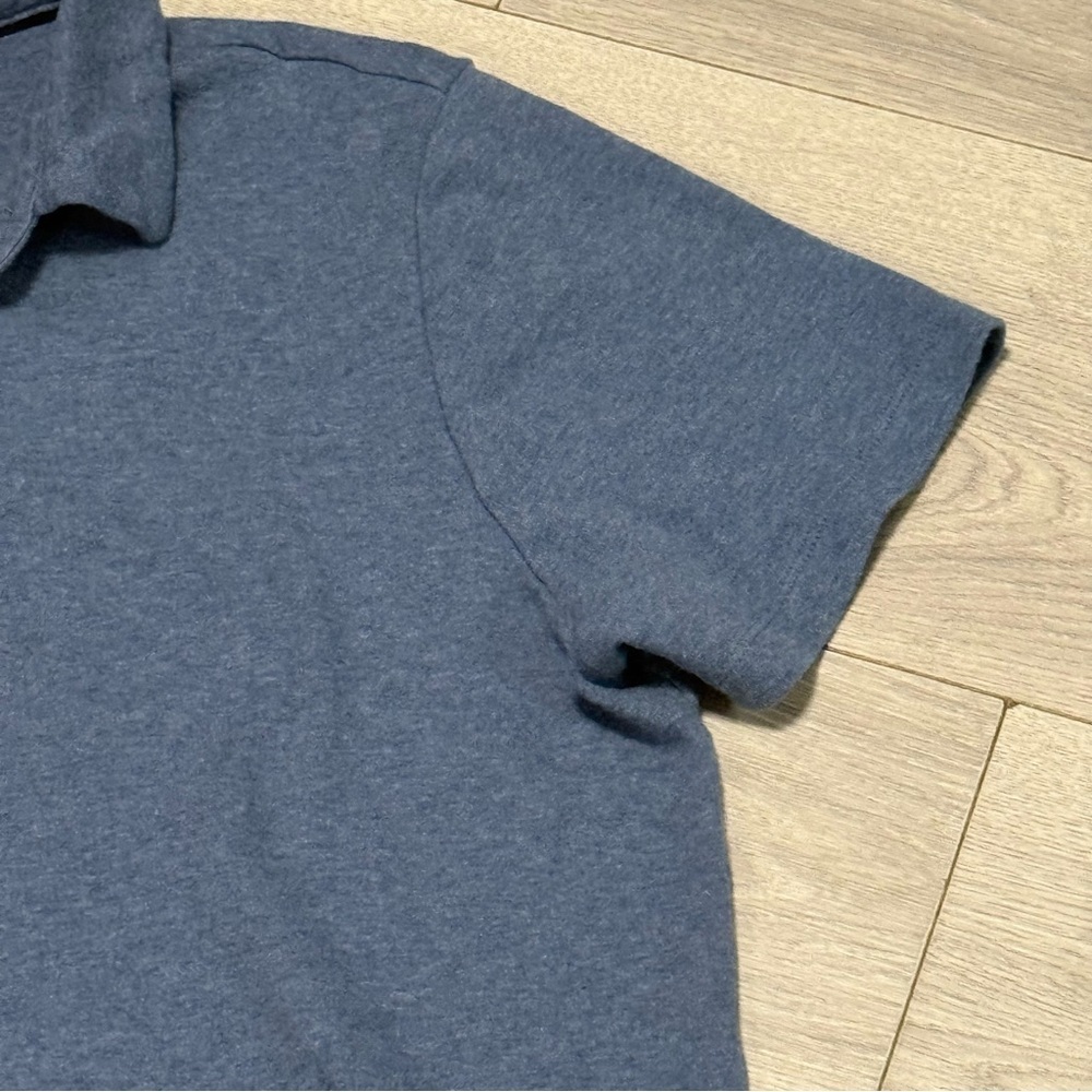 Banana Republic Polo Shirt - Picture 3 of 6